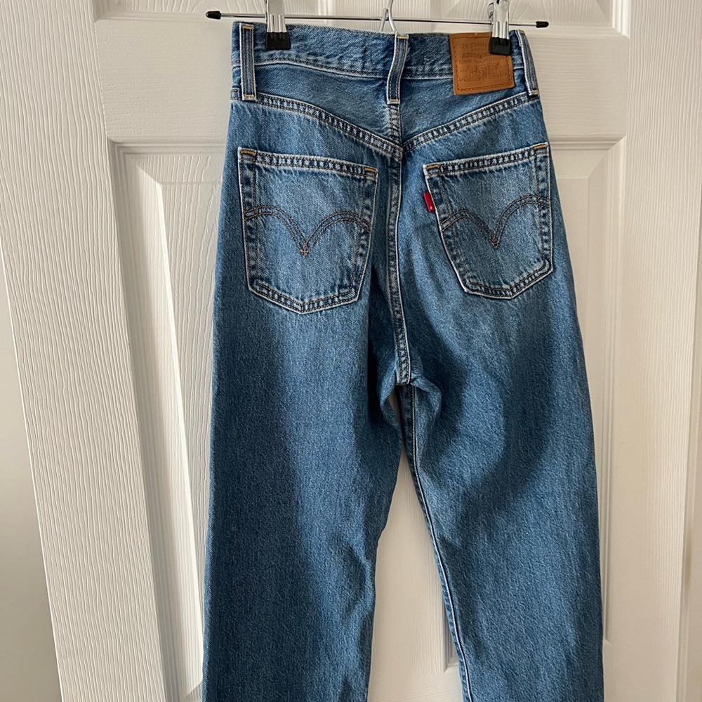 Levi’s RIBCAGE STRAIGHT ANKLE WOMEN'S JEANS - Picture 5 of 7